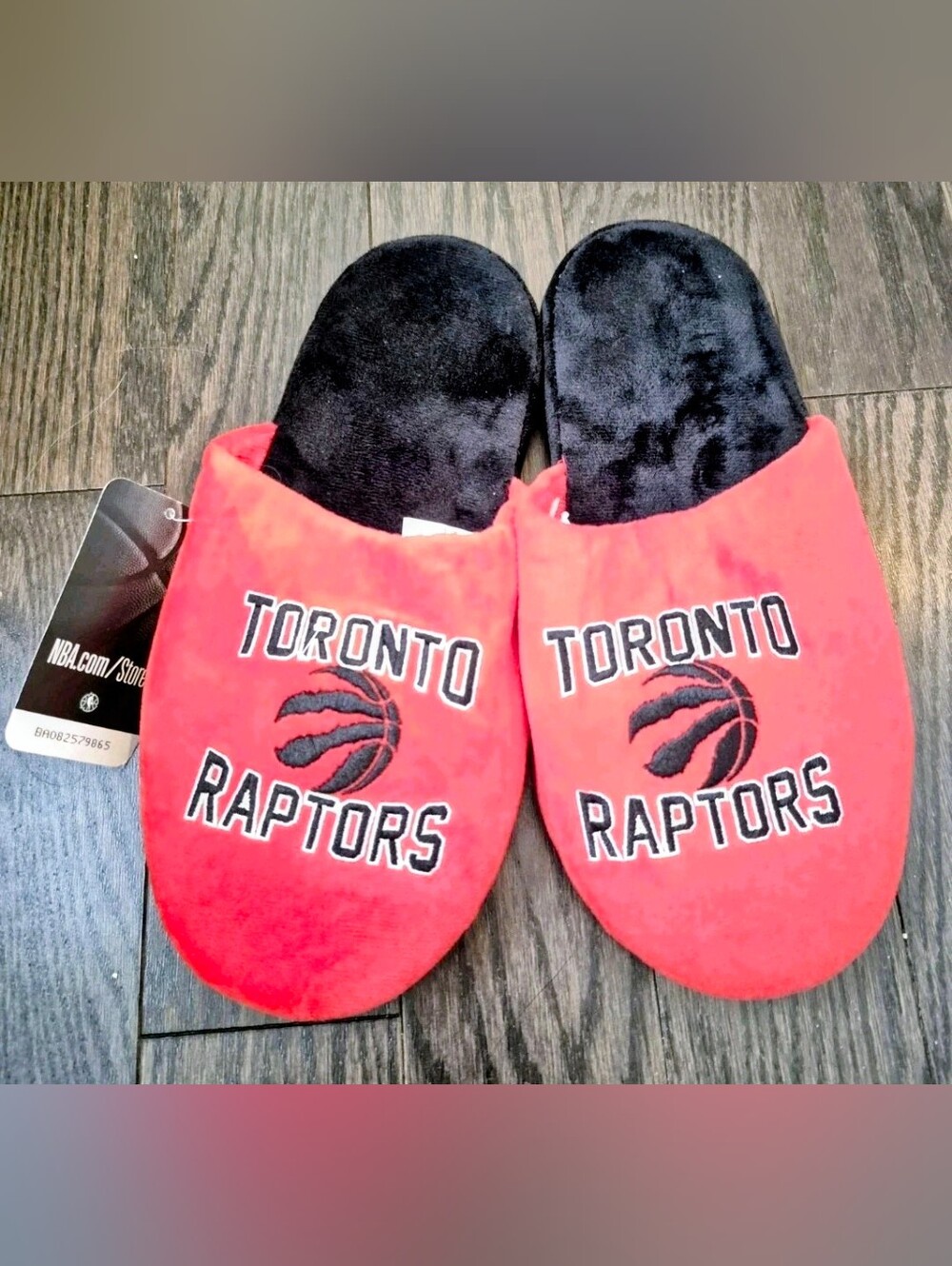 Toronto Raptors Red Plush Slippers FOCO NBA Toronto Raptors Slippers Basketball